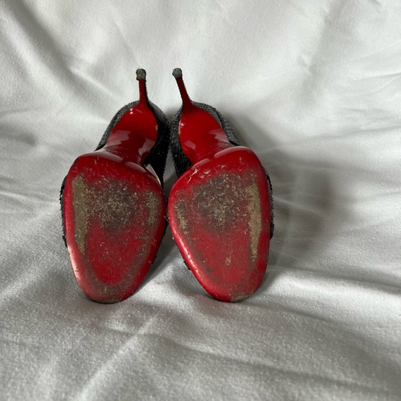 Christian Louboutin Suzana heels - Picture 6 of 6